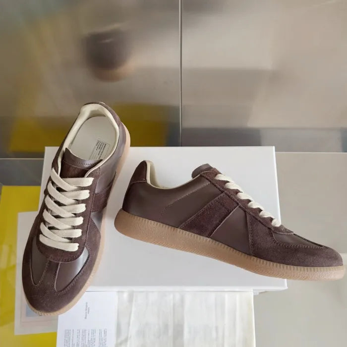 M - SNEAKERS