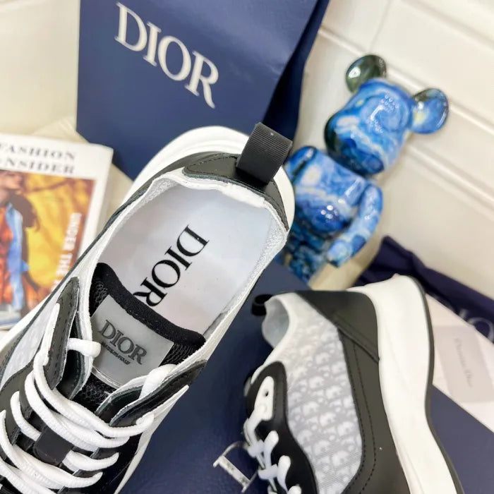 D - SNEAKERS