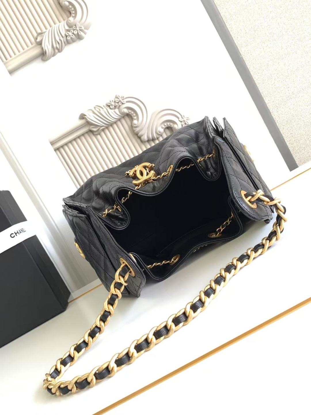 26 Small Handbag Grained Calfskin & Gold-Tone Metal Bag