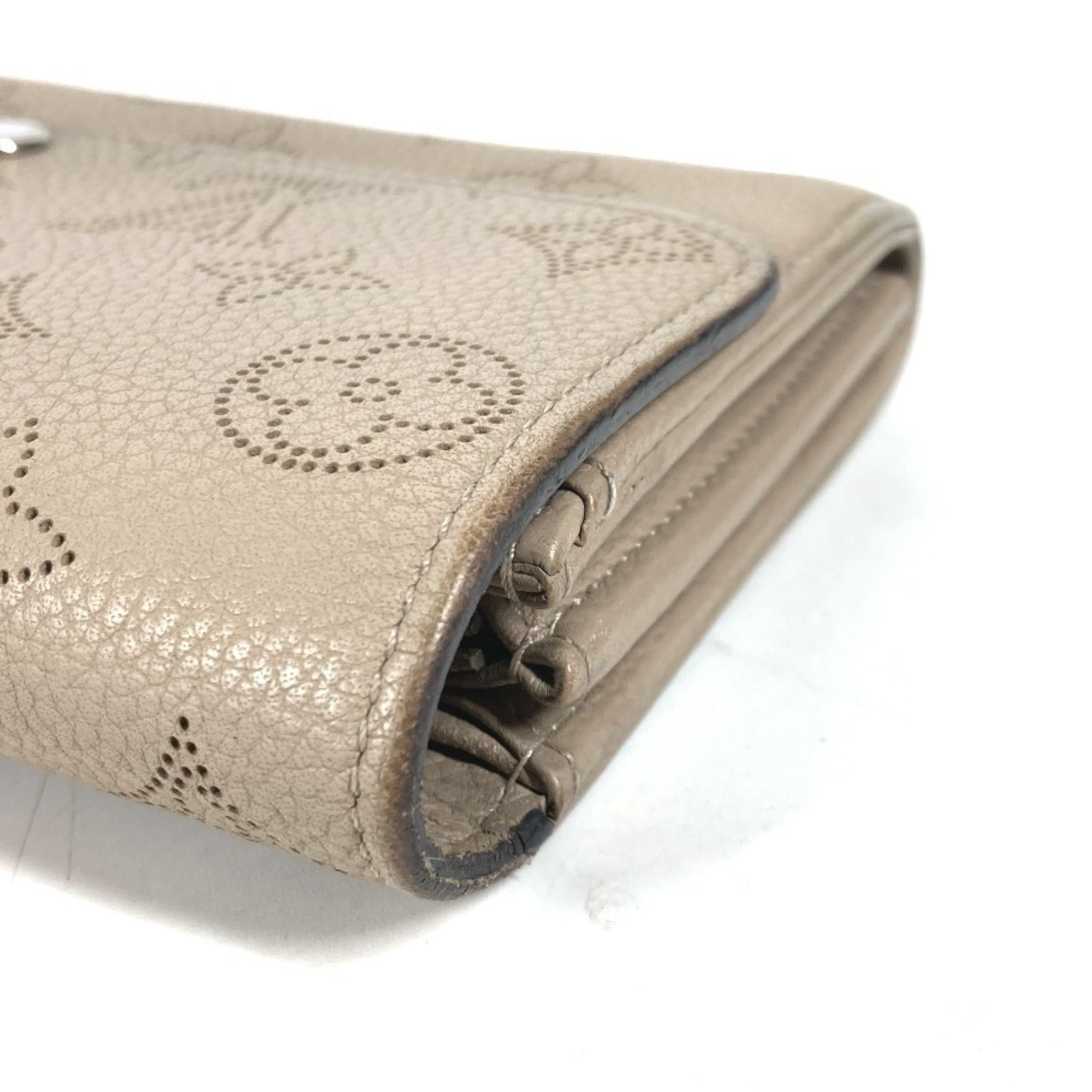 Iris Wallet NM Mahina Leather