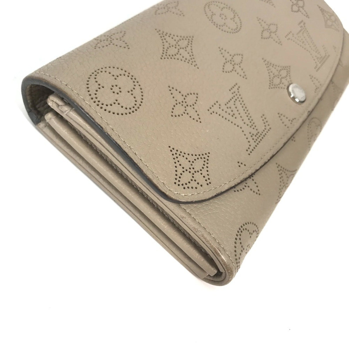 Iris Wallet NM Mahina Leather
