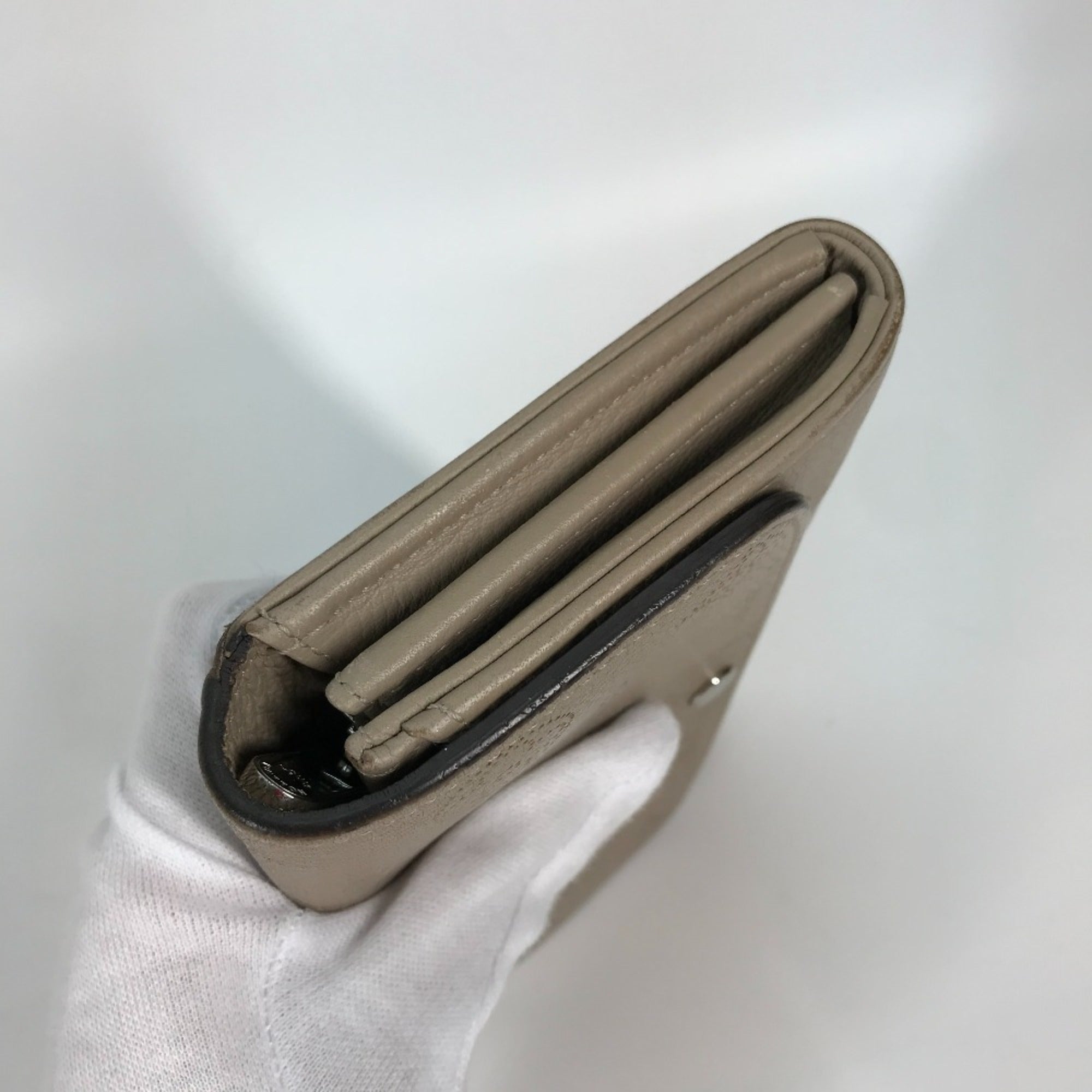 Iris Wallet NM Mahina Leather