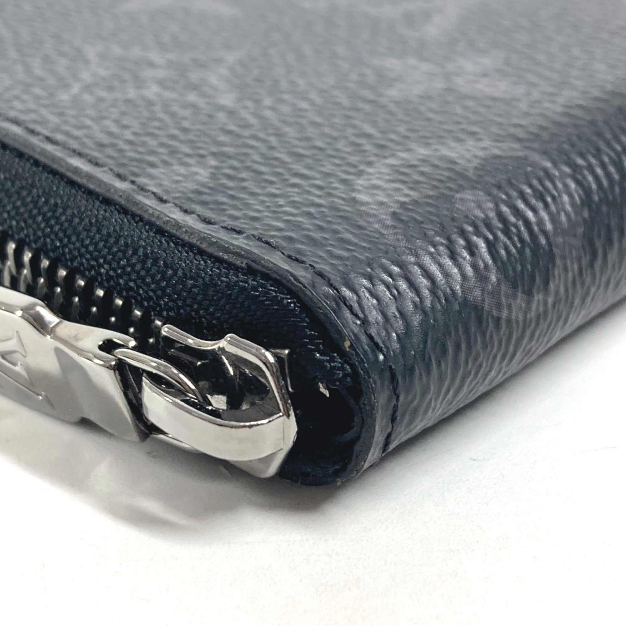 Zippy Wallet Monogram Eclipse Canvas Vertical