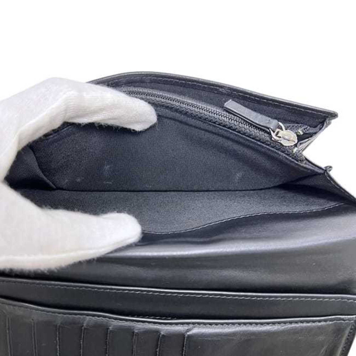 L-Yen Wallet Quilted Caviar