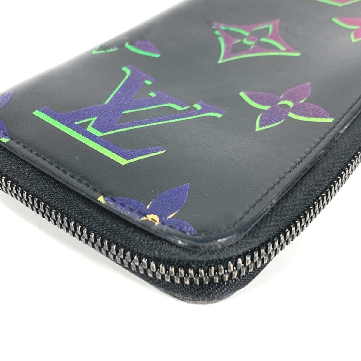 Zippy Wallet Limited Edition Colored Monogram Giant