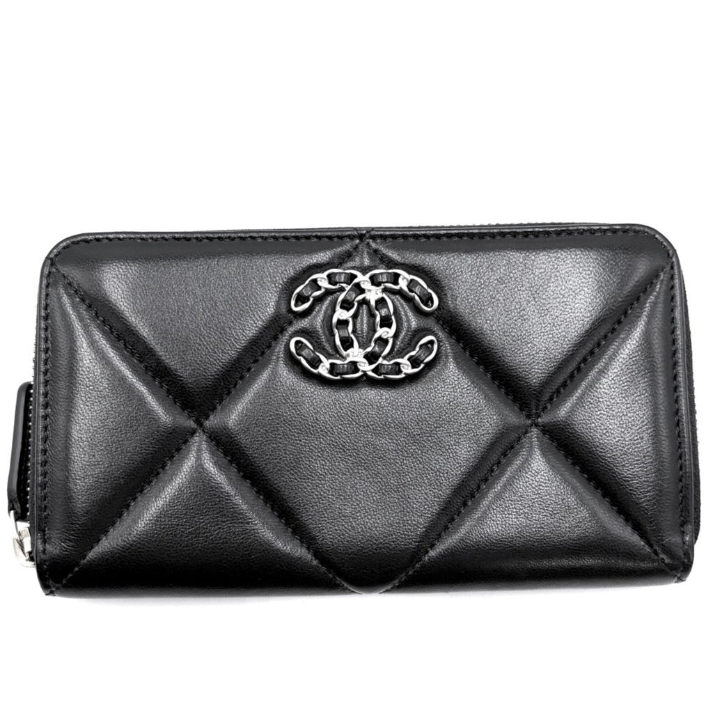 19 Zip Around Wallet Quilted Lambskin Long