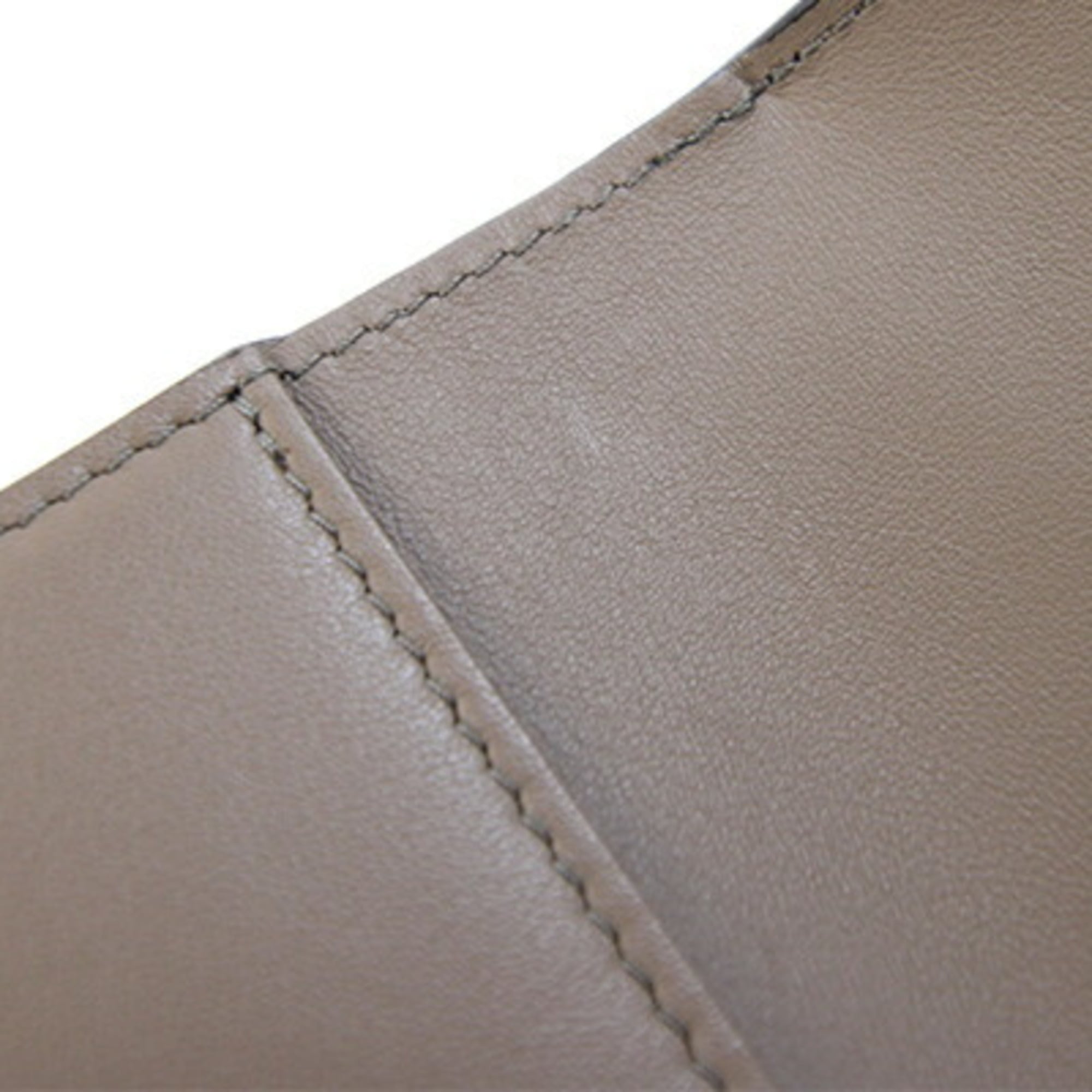 Capucines Wallet Leather