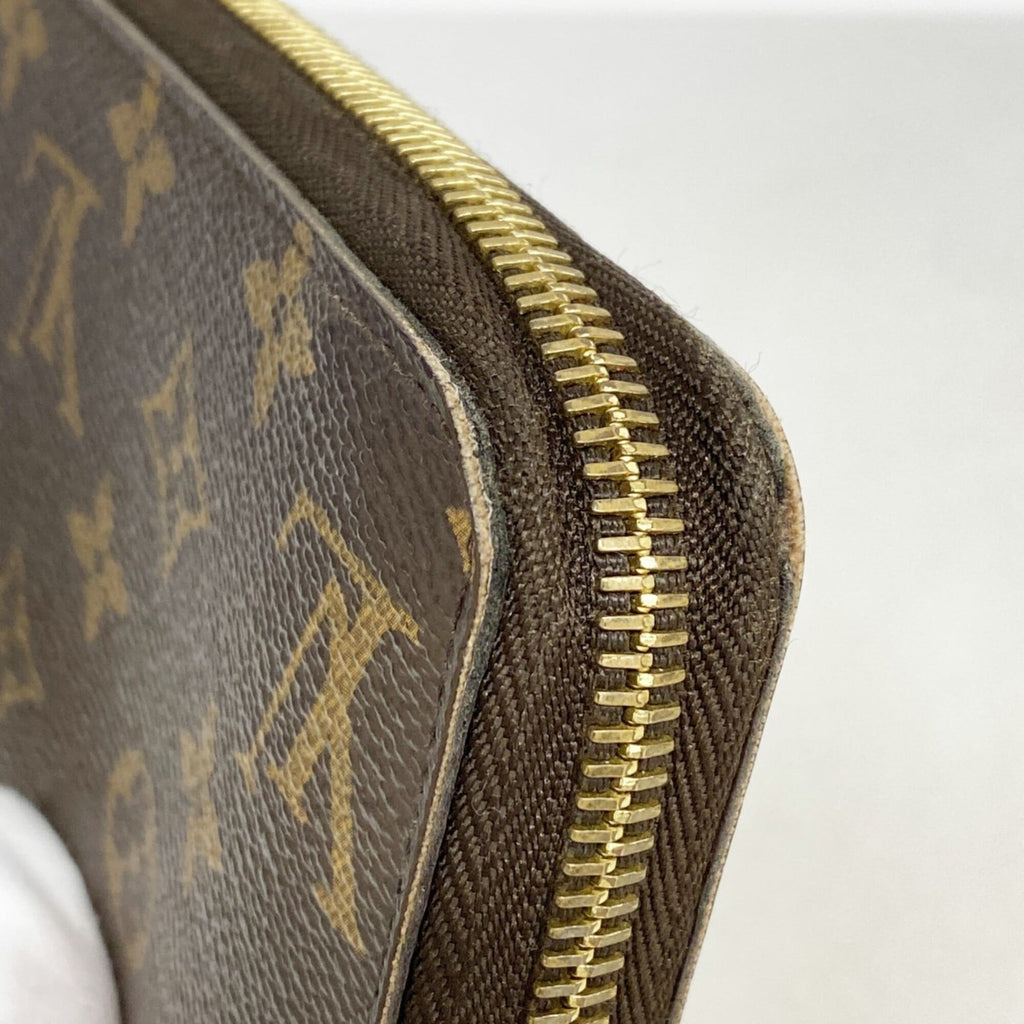 Zippy Wallet Monogram Canvas