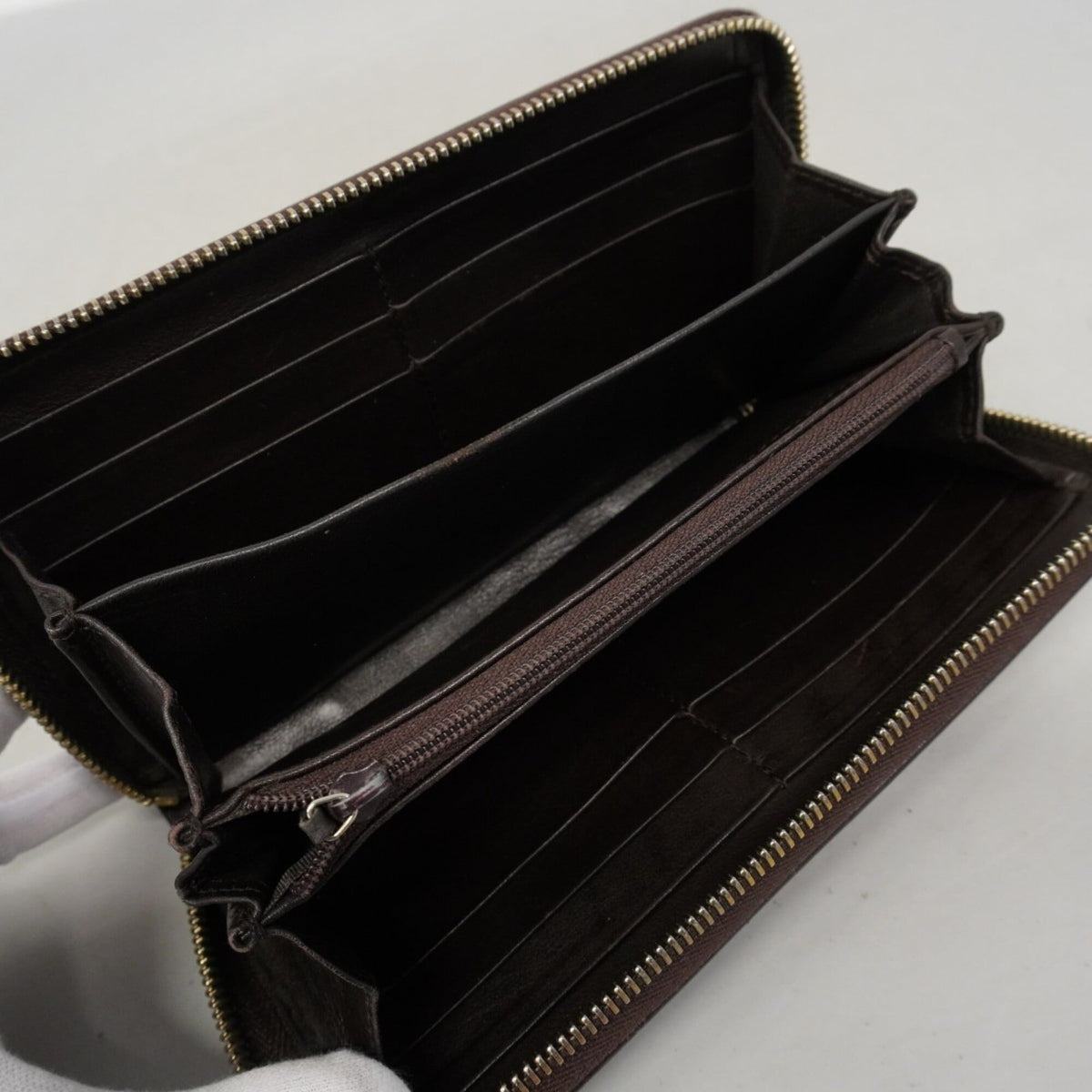 Web Zip Around Wallet Guccissima Leather