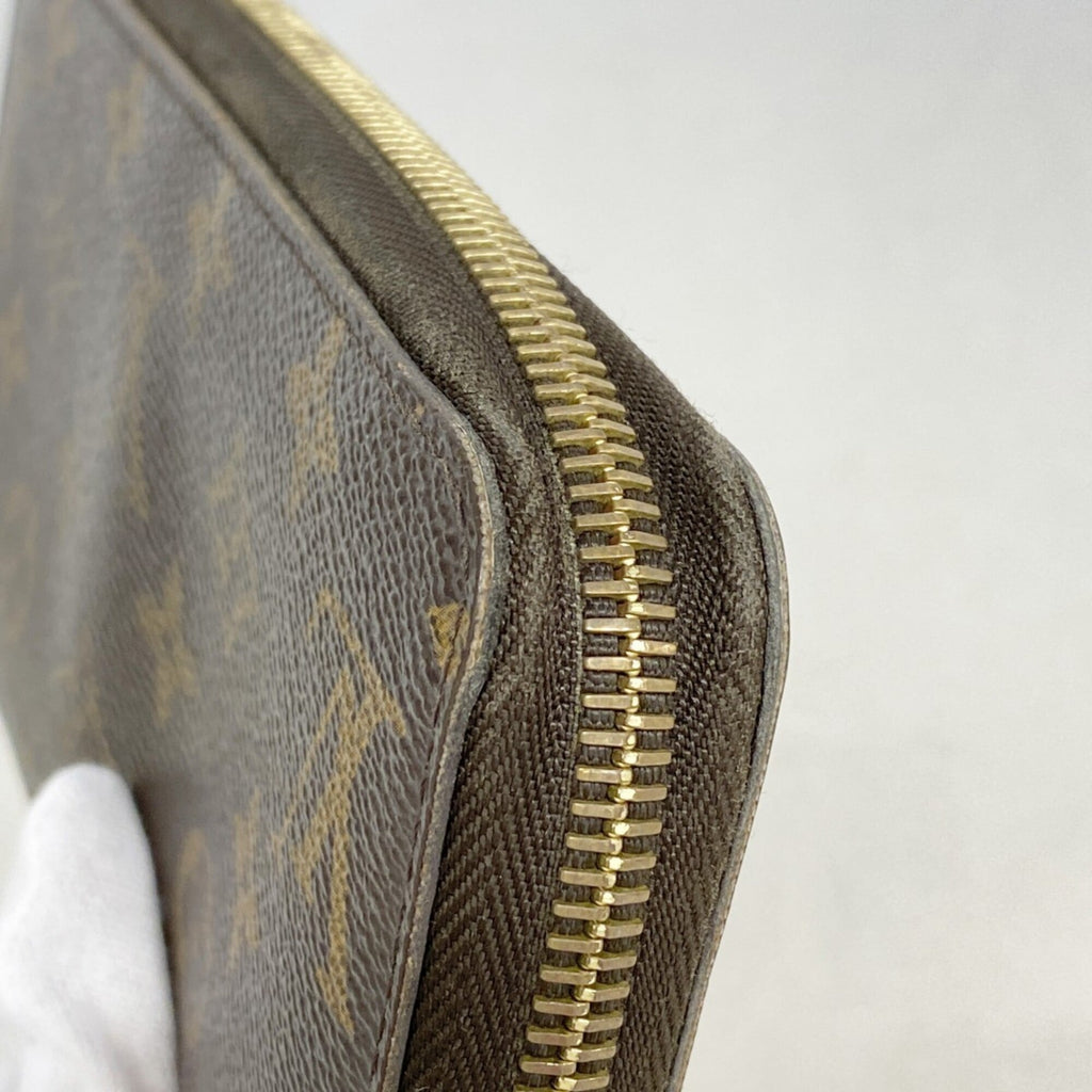 Zippy Wallet Monogram Canvas