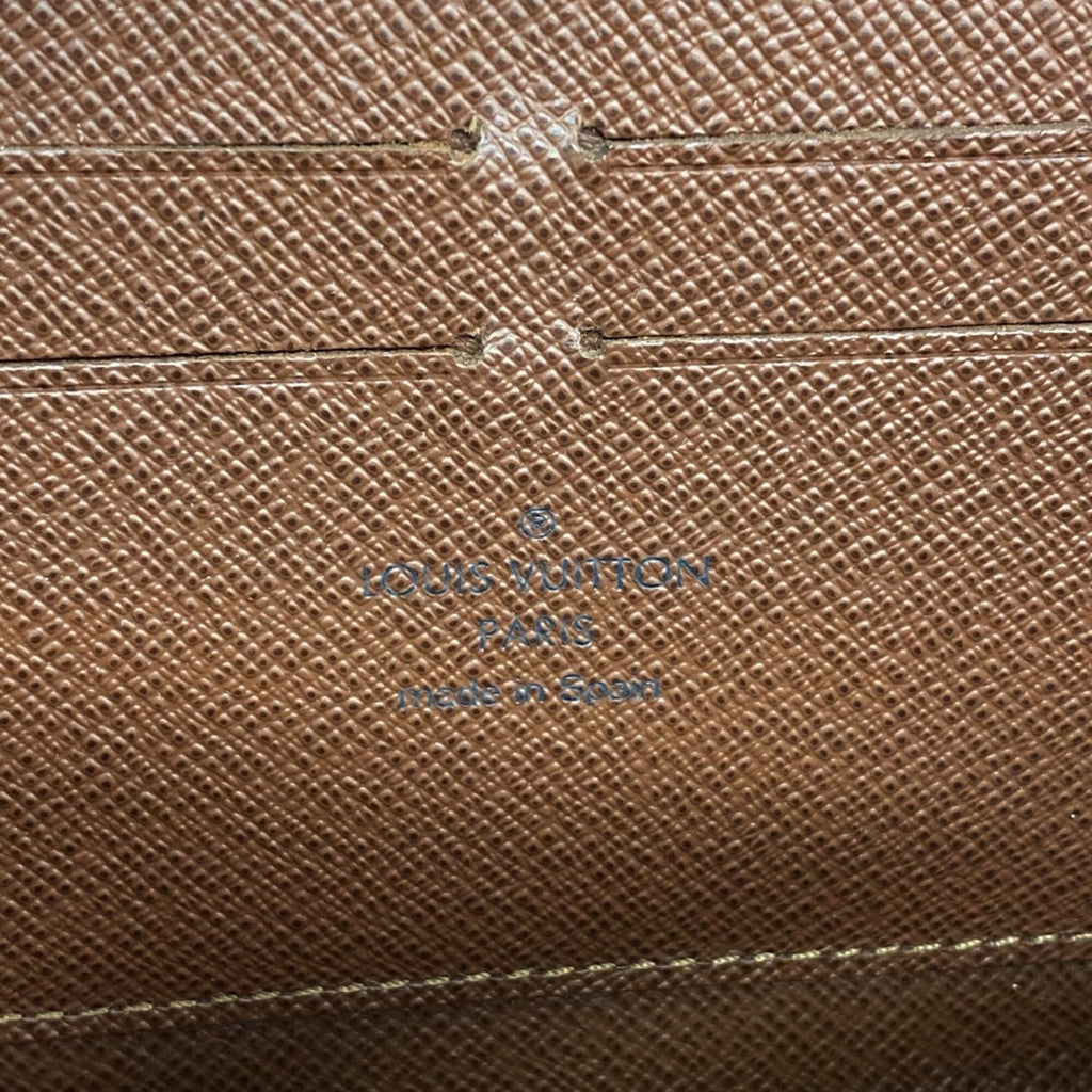 Zippy Wallet Monogram Canvas