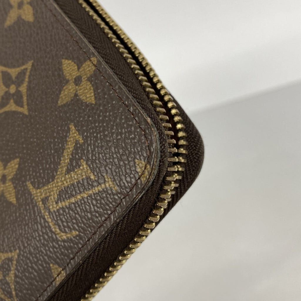 Zippy Wallet Monogram Canvas