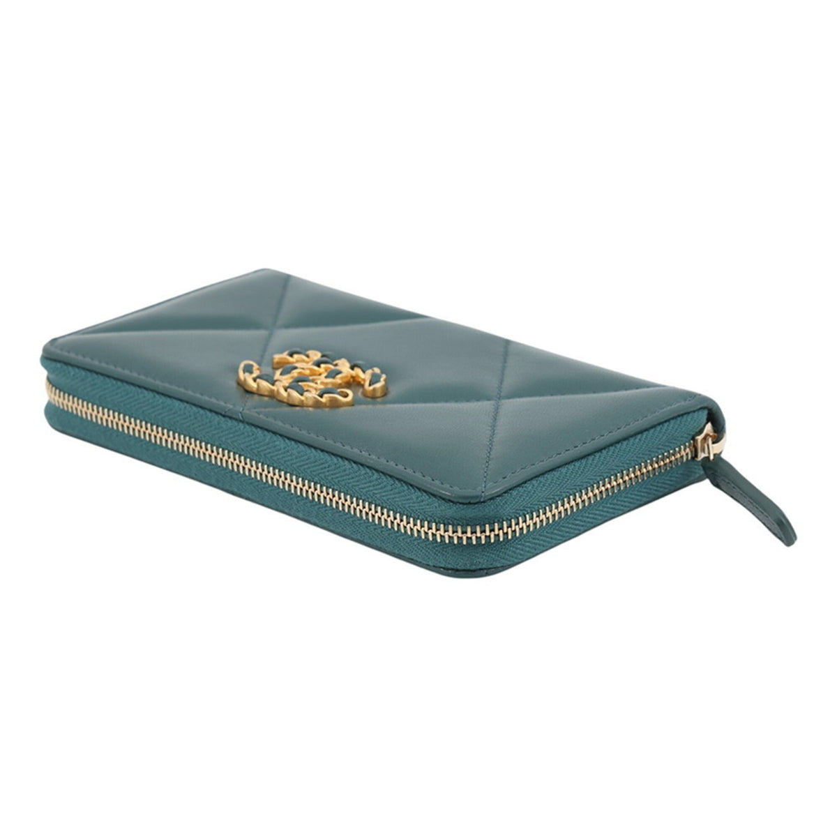 19 Zip Around Wallet Quilted Lambskin Long