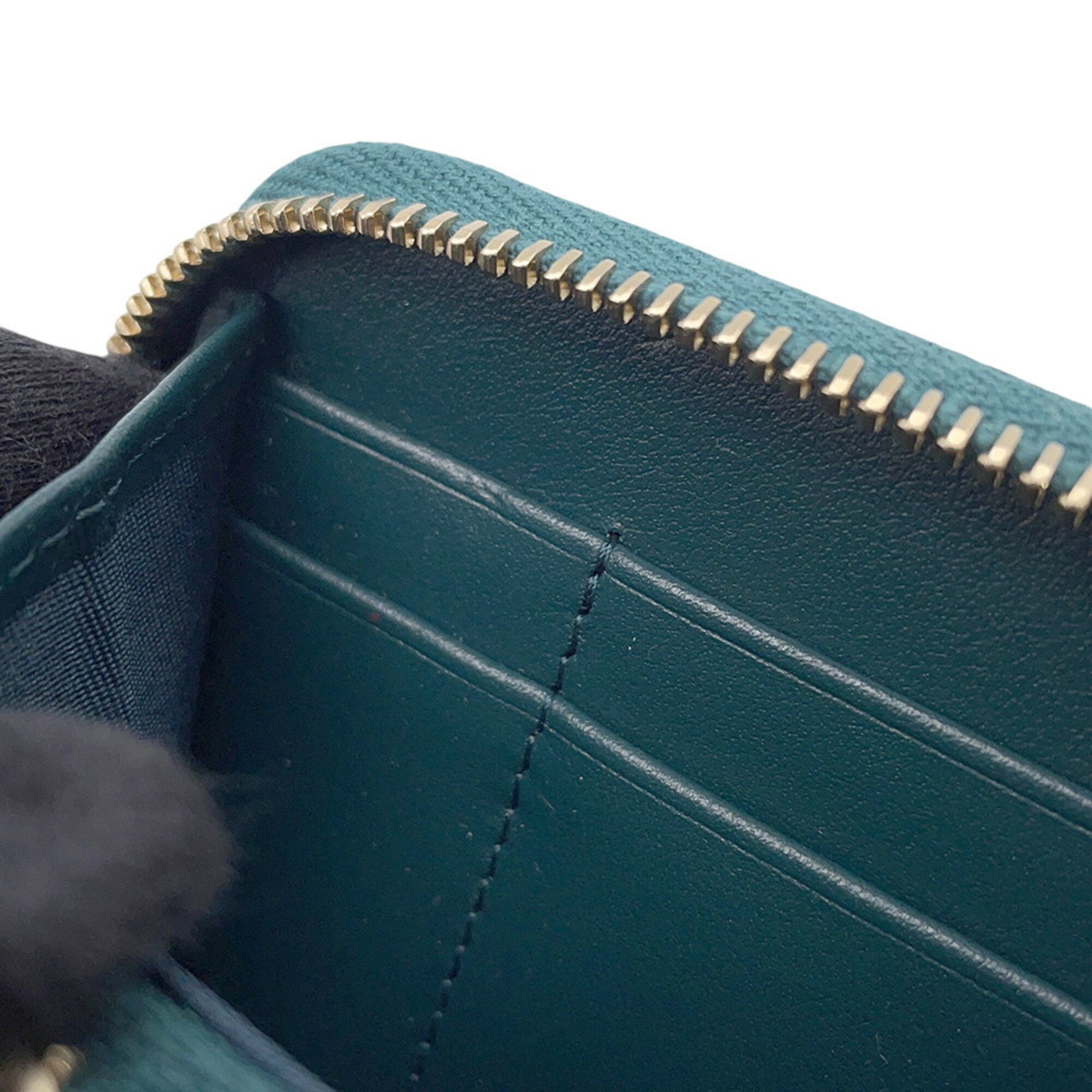 19 Zip Around Wallet Quilted Lambskin Long