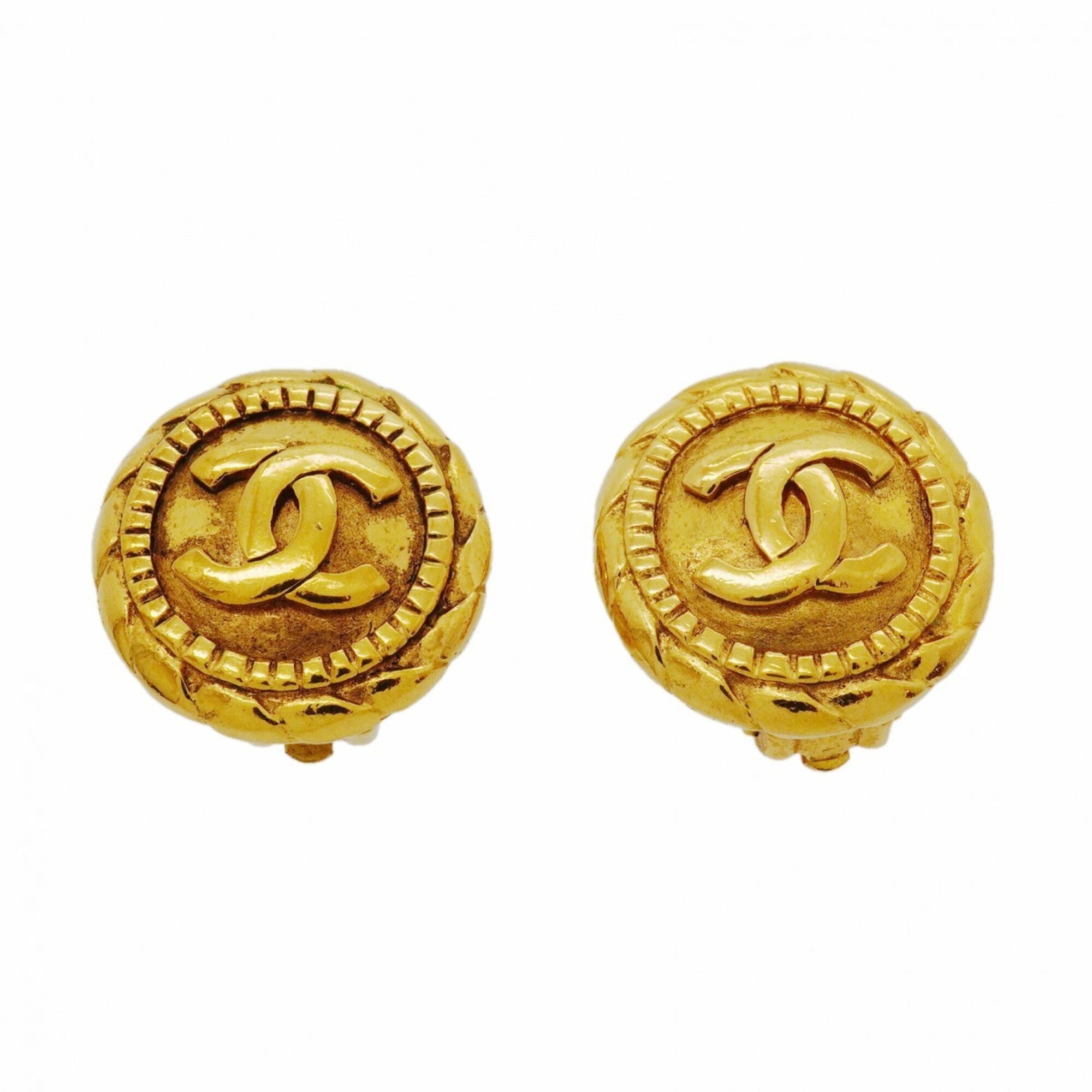 CC Logo Clip-On Earrings Metal Gold-Tone Metal