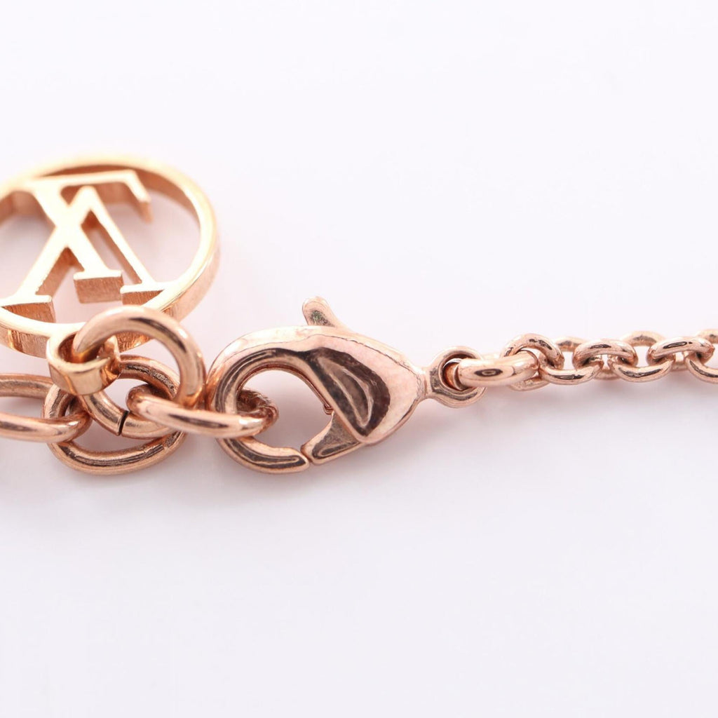 Essential V Pendant Necklace Gold