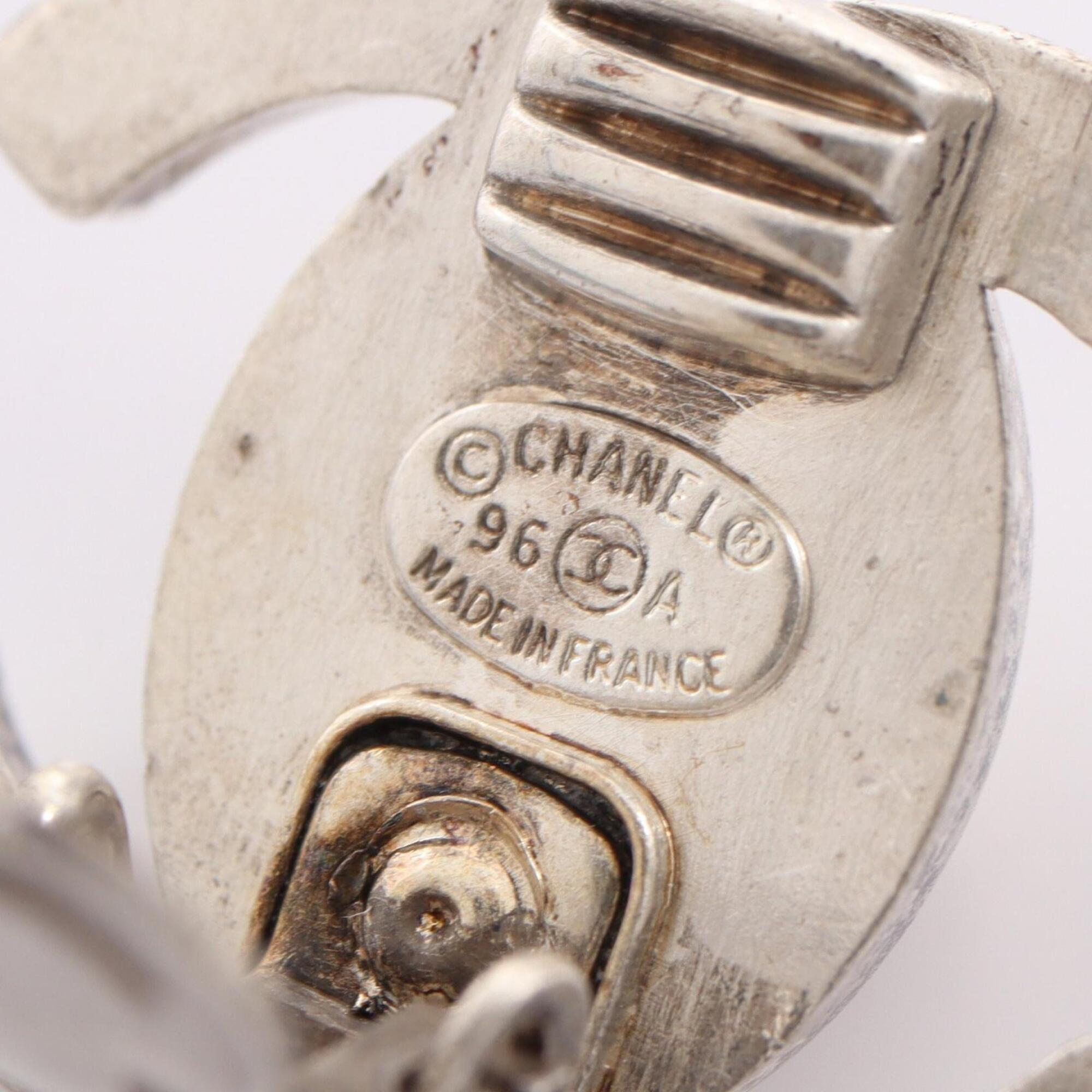 CC Logo Turnlock Clip-On Earrings Silver-Tone Metal Silver-Tone Metal