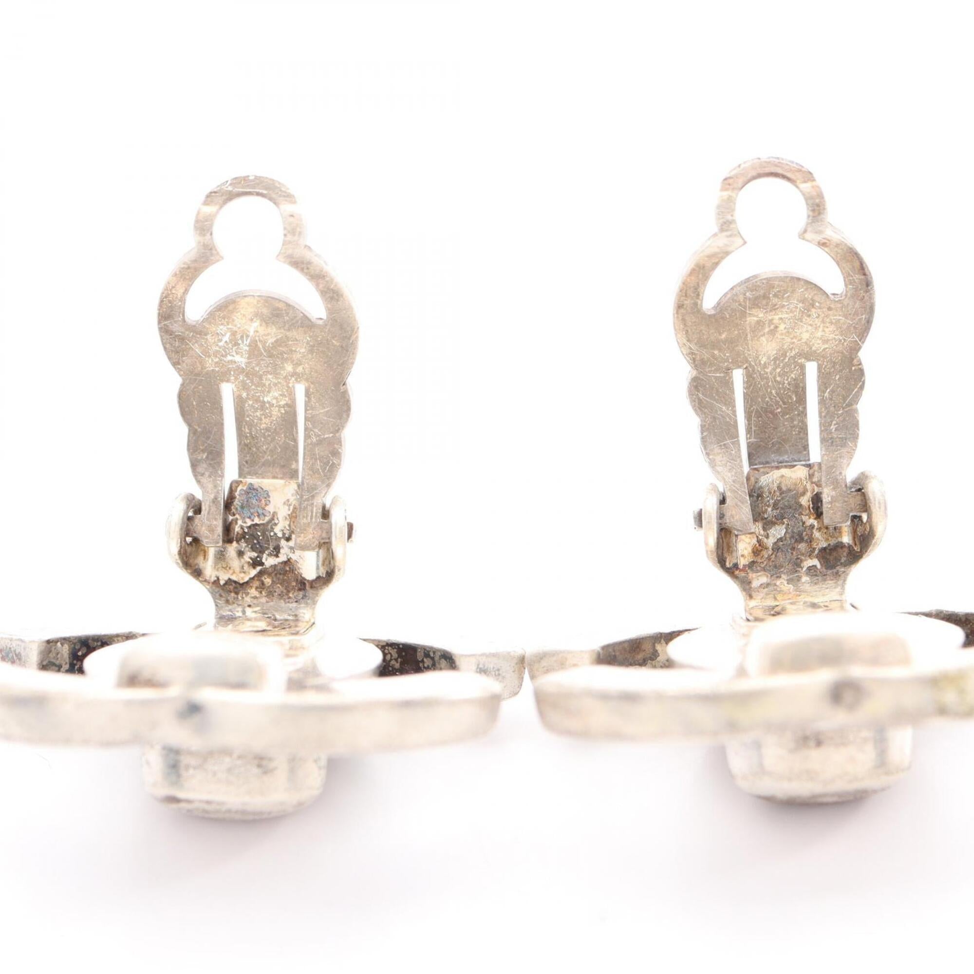 CC Logo Turnlock Clip-On Earrings Silver-Tone Metal Silver-Tone Metal