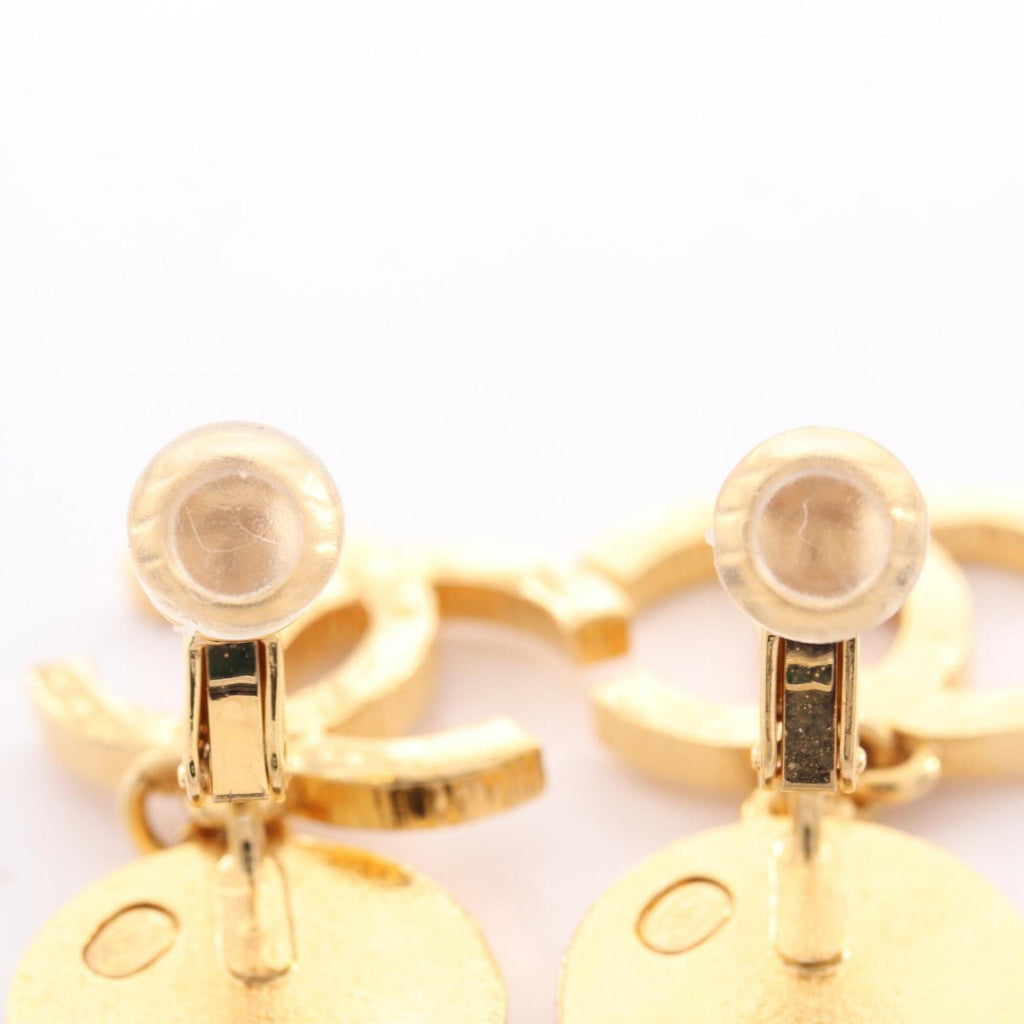 CC Logo Clip-On Earrings Metal Gold-Tone Metal