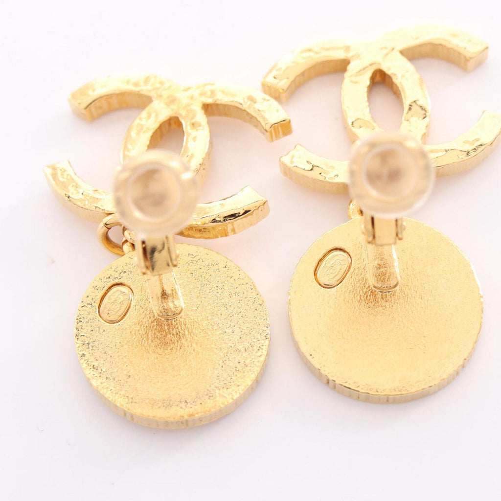 CC Logo Clip-On Earrings Metal Gold-Tone Metal