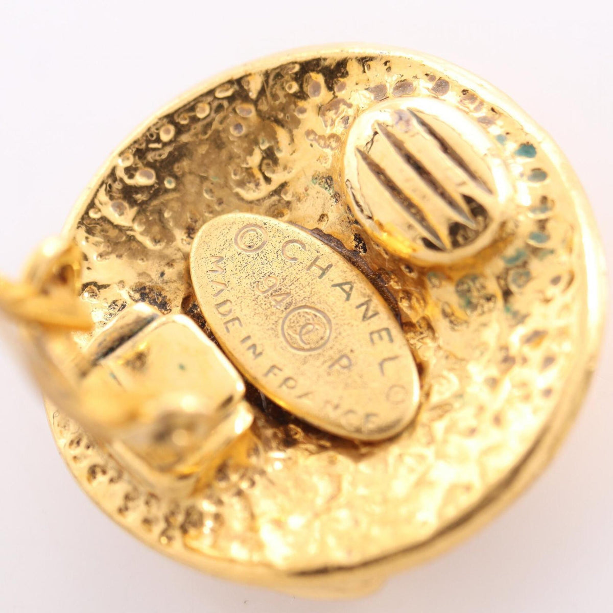 CC Logo Clip-On Earrings Metal Gold-Tone Metal