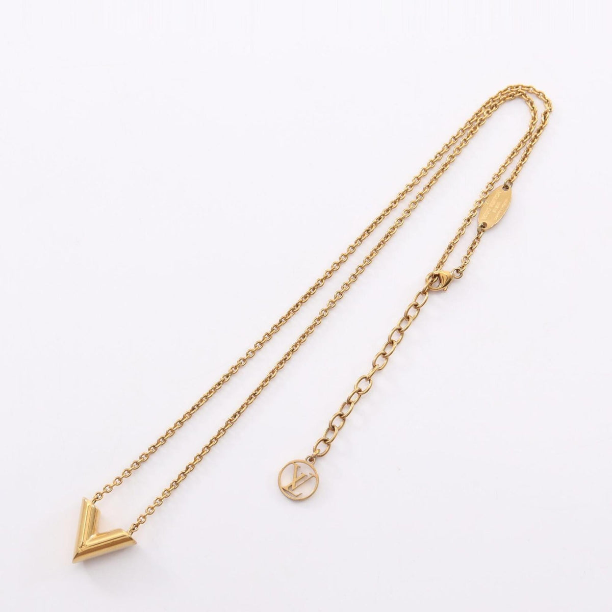 Essential V Pendant Necklace Gold Plated