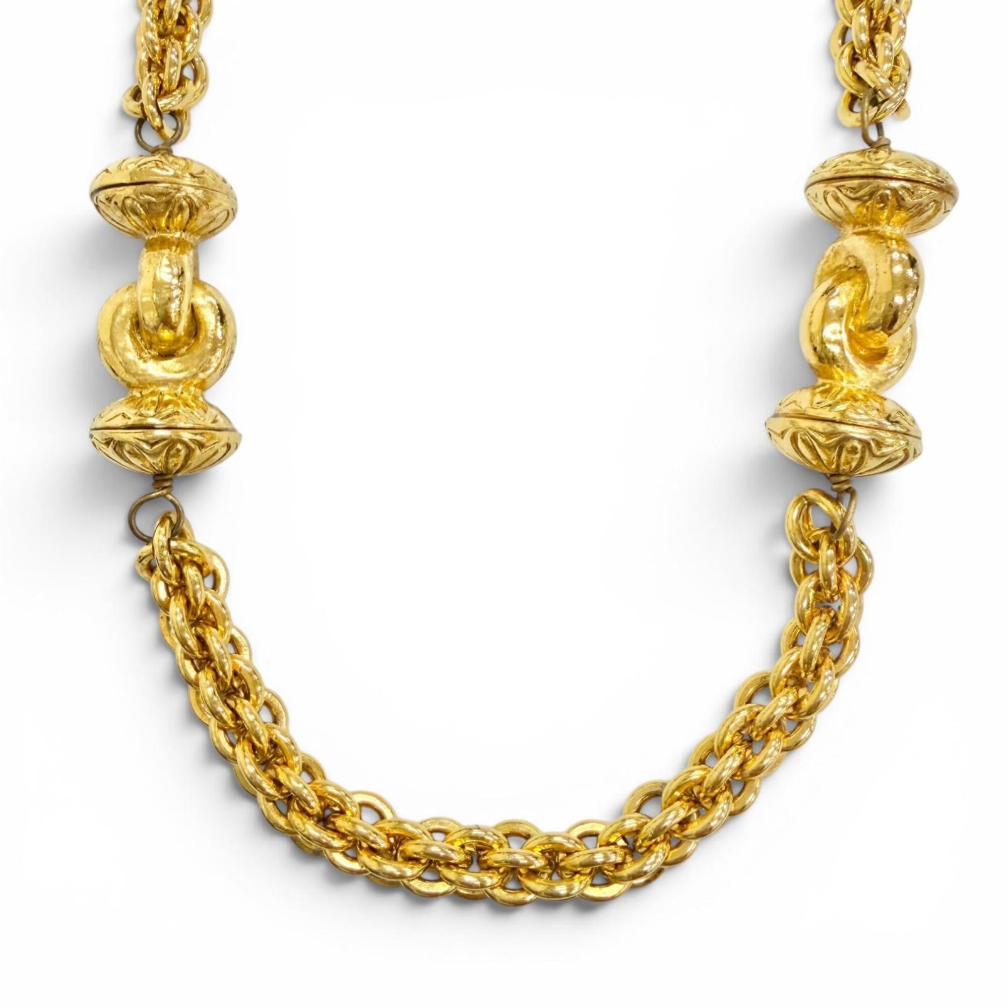 CC Logo Chain Pendant Necklace Metal