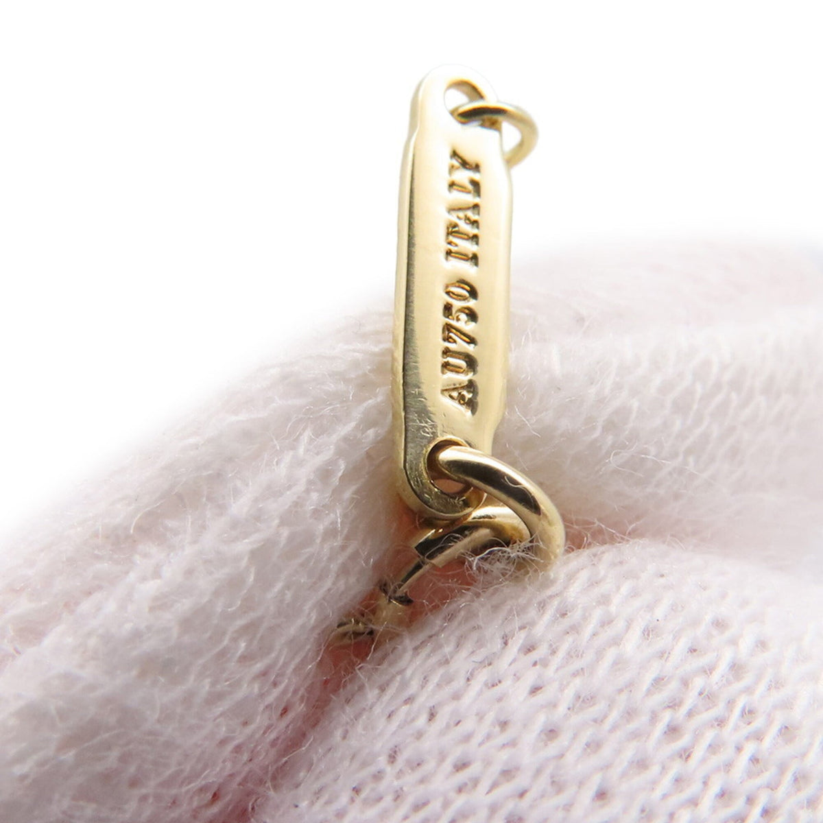 Atlas Pendant Necklace 18K Yellow Gold