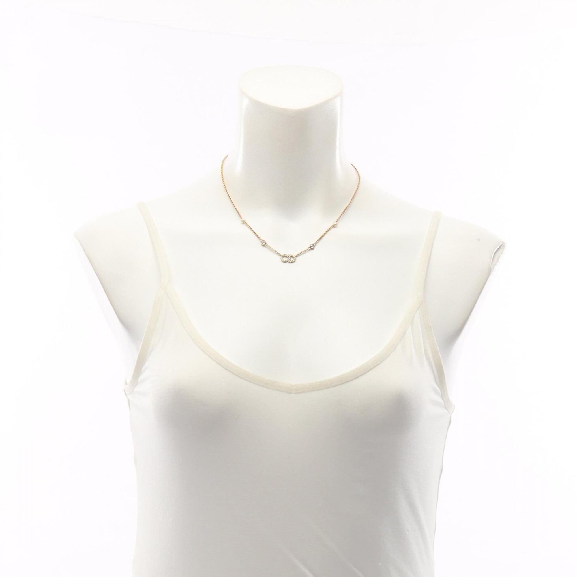 Pendant Necklace Artificial Pearl and Gold and Rhinestone