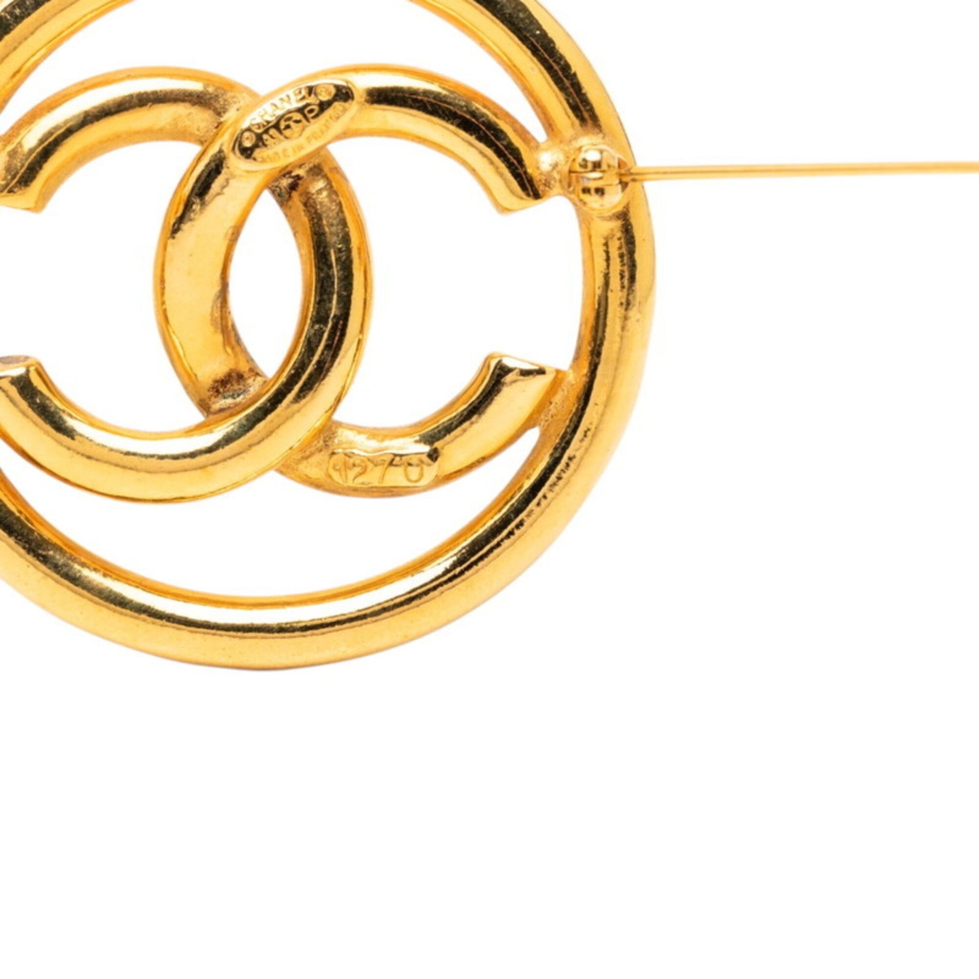 CC Logo Round Brooch Metal