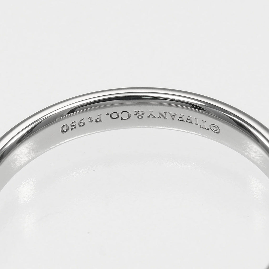 Band Ring Platinum Medium