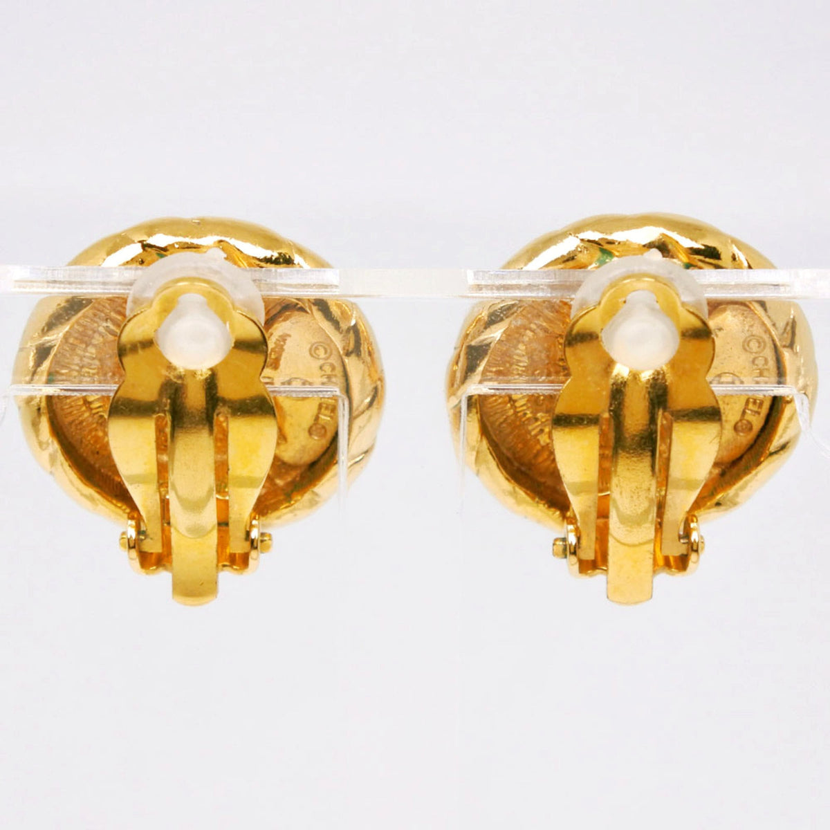 CC Logo Clip-On Earrings Metal Gold-Tone Metal