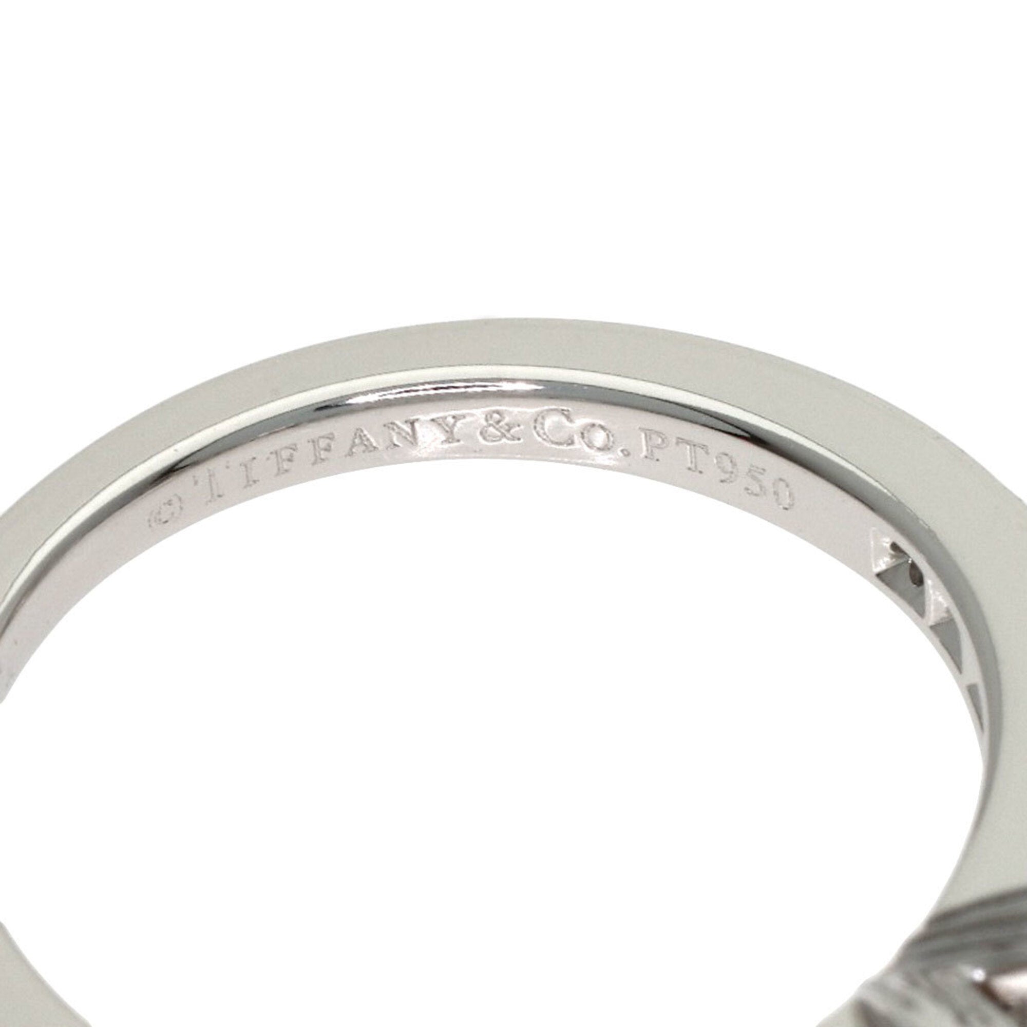 Ribbon Ring Platinum