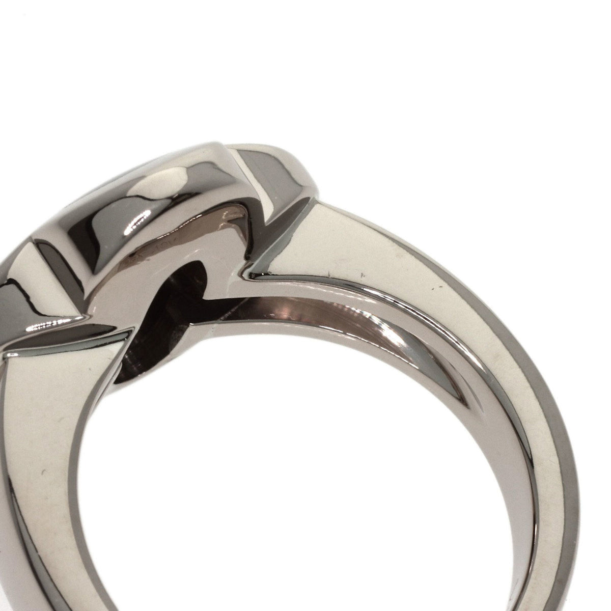 Alhambra Ring 18K White Gold and Mother of Pearl