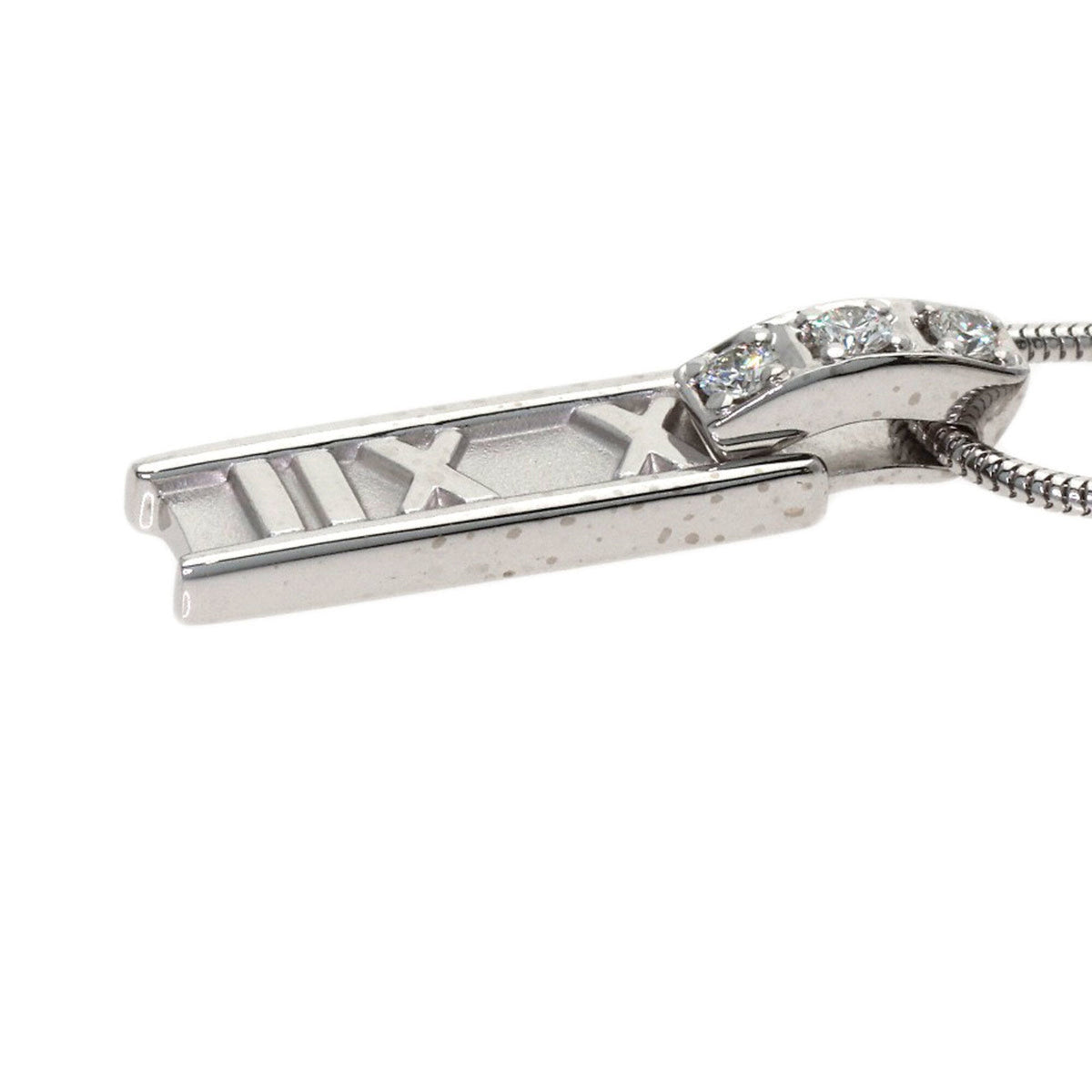 Atlas Pendant Necklace 18K White Gold
