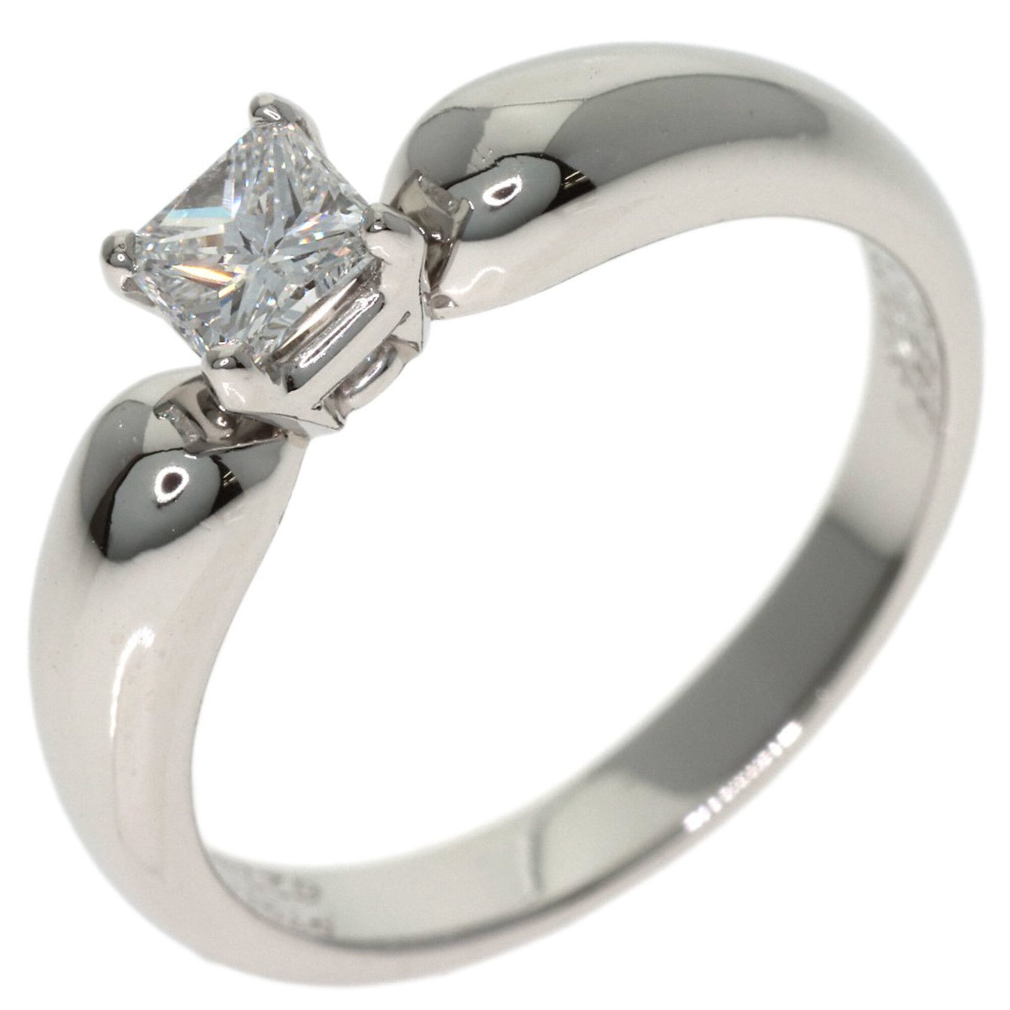 Square Princess Cut Diamond Ring Platinum
