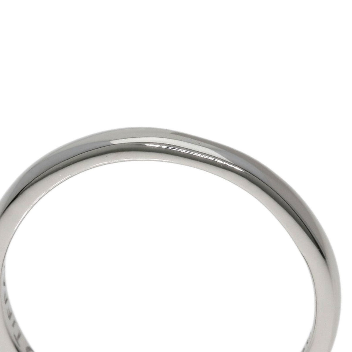 Full Heart Band Ring Platinum With Diamond