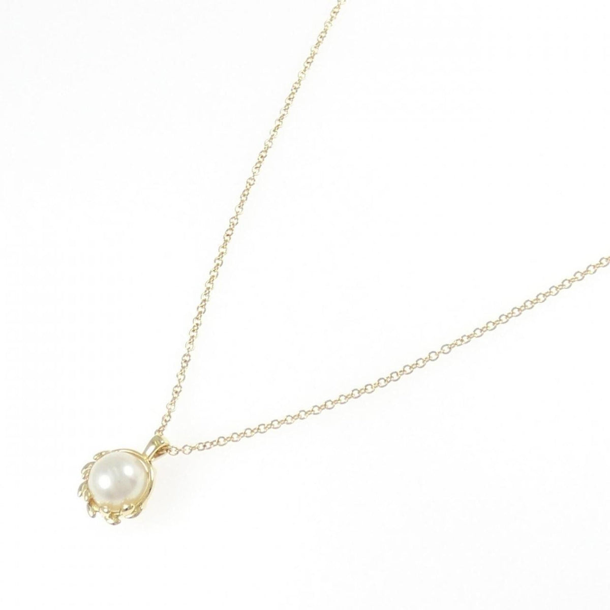 Olive Leaf Pendant Necklace 18K Yellow Gold