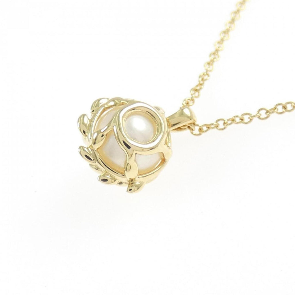 Olive Leaf Pendant Necklace 18K Yellow Gold