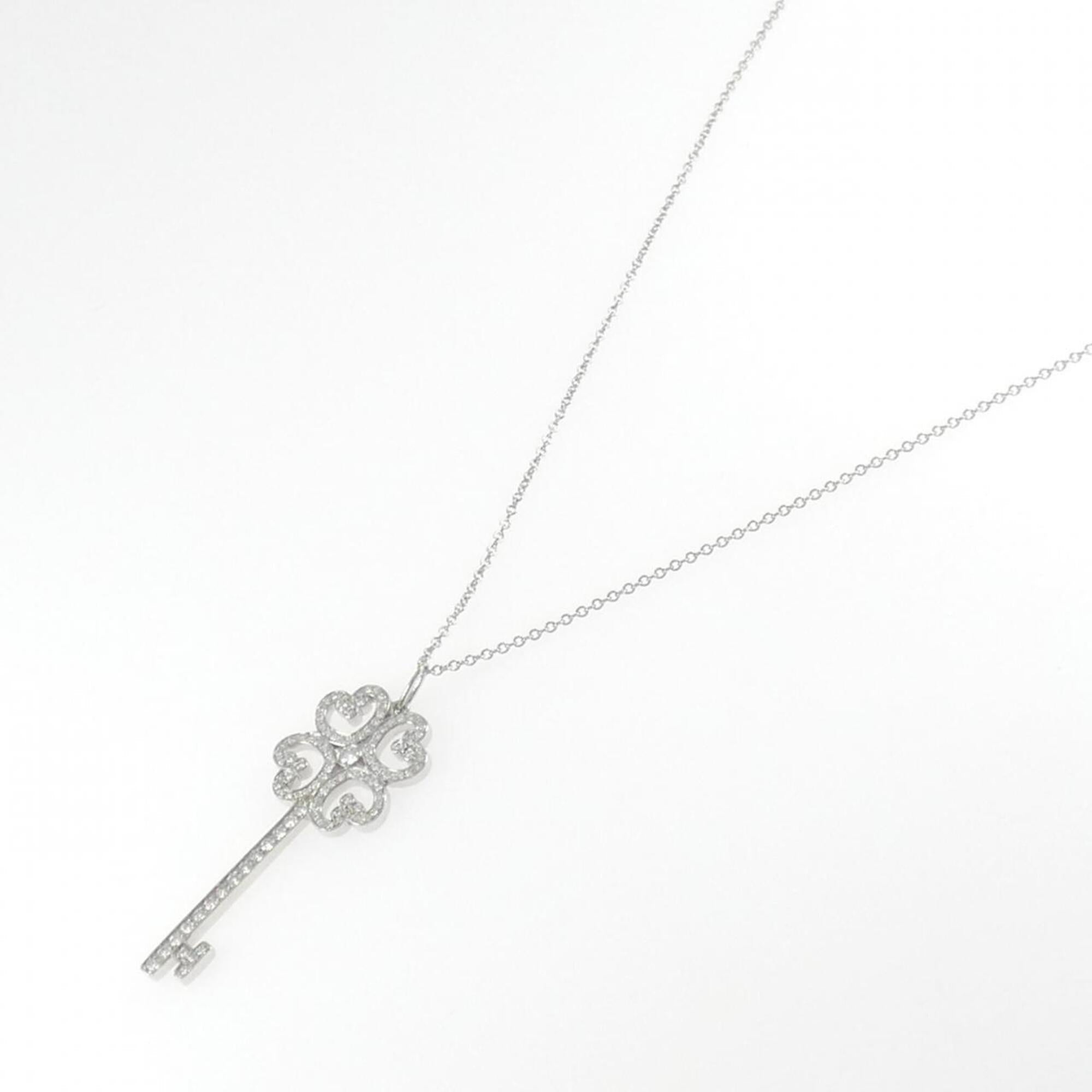 Quattra Heart Key Pendant Necklace Platinum with Diamond