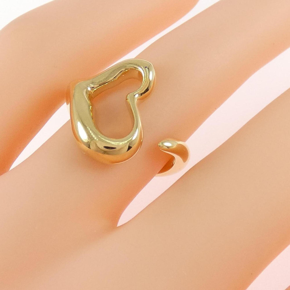 Open Heart Ring 18K Yellow Gold 15.8mm