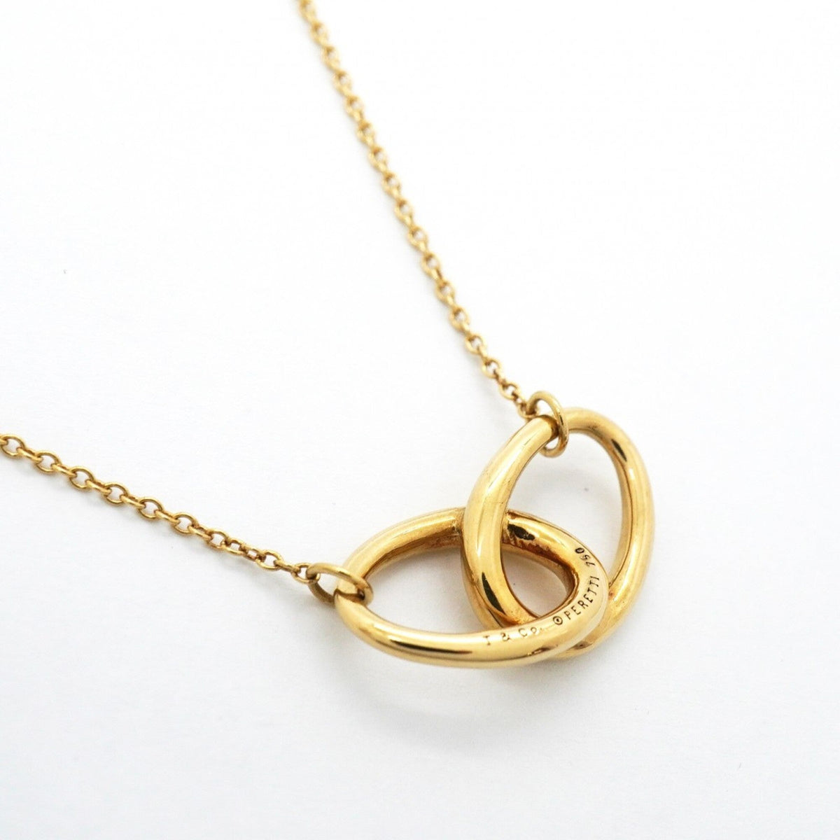 Double Loop Pendant Necklace 18K Yellow Gold