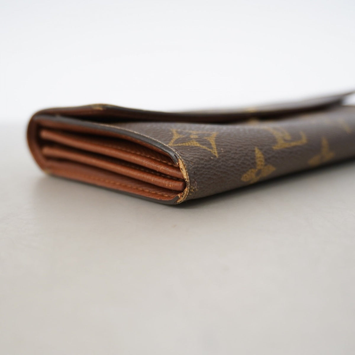 Sarah Wallet Monogram Canvas