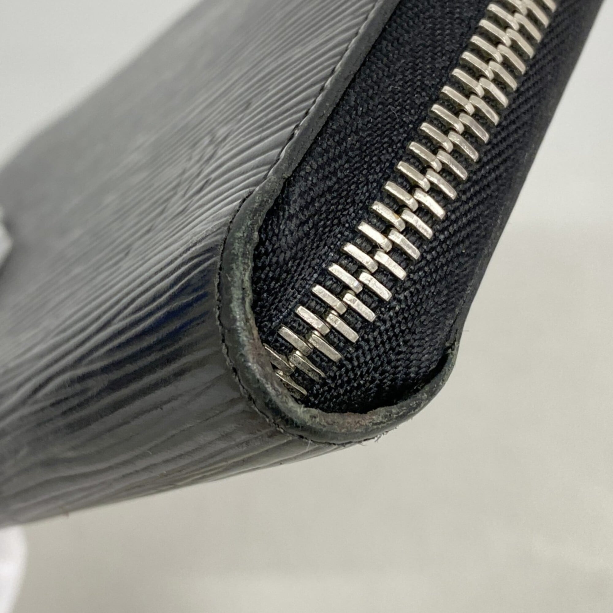 Zippy Wallet Epi Leather