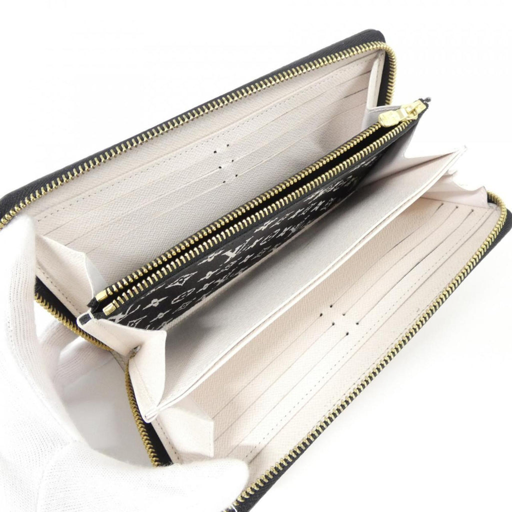 Zippy Wallet Limited Edition Crafty Monogram Giant
