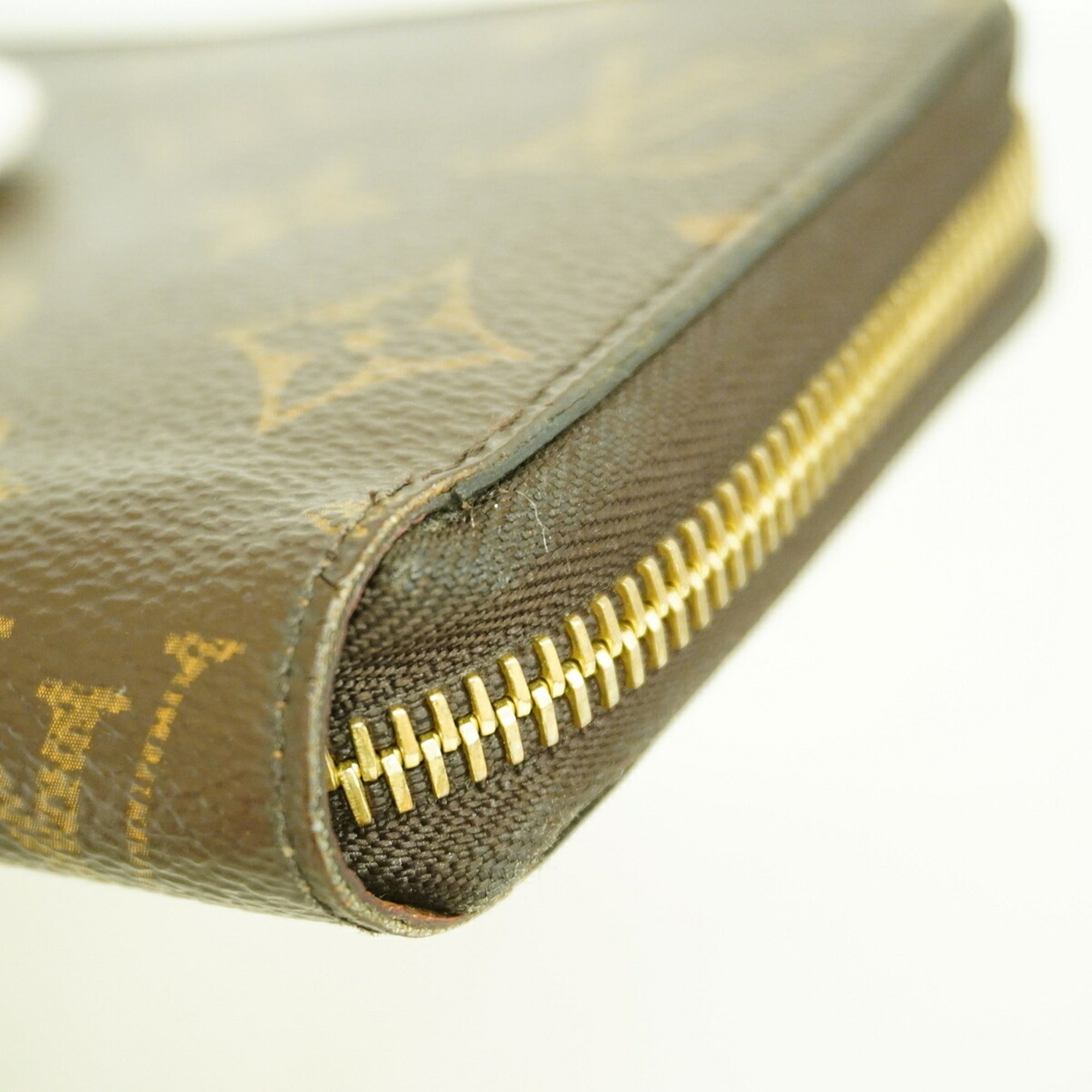 Zippy Wallet Monogram Canvas