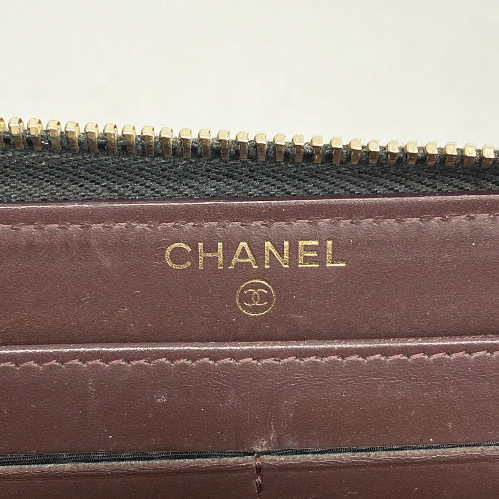 Zip Around Wallet Quilted Caviar Long