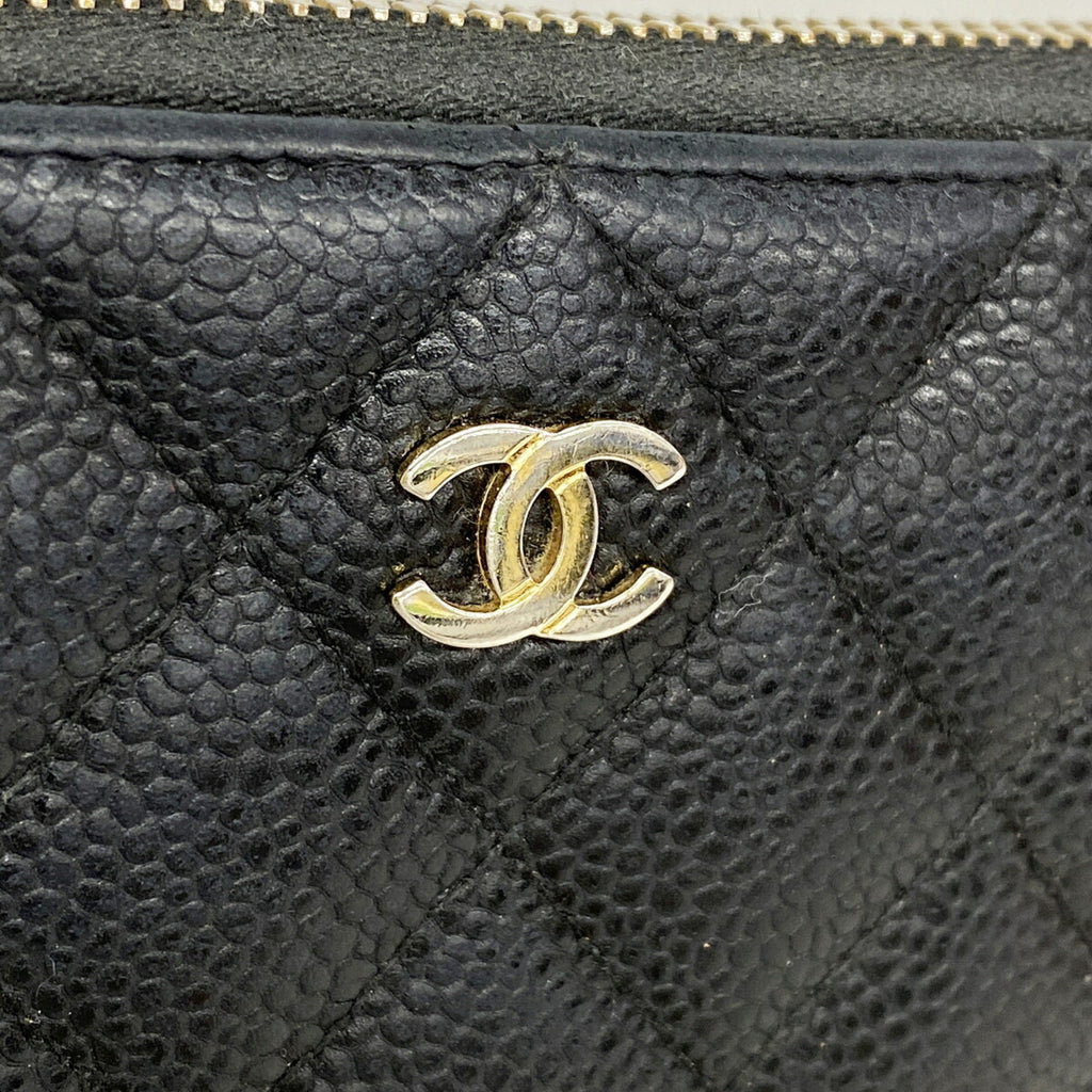 Zip Around Wallet Quilted Caviar Long