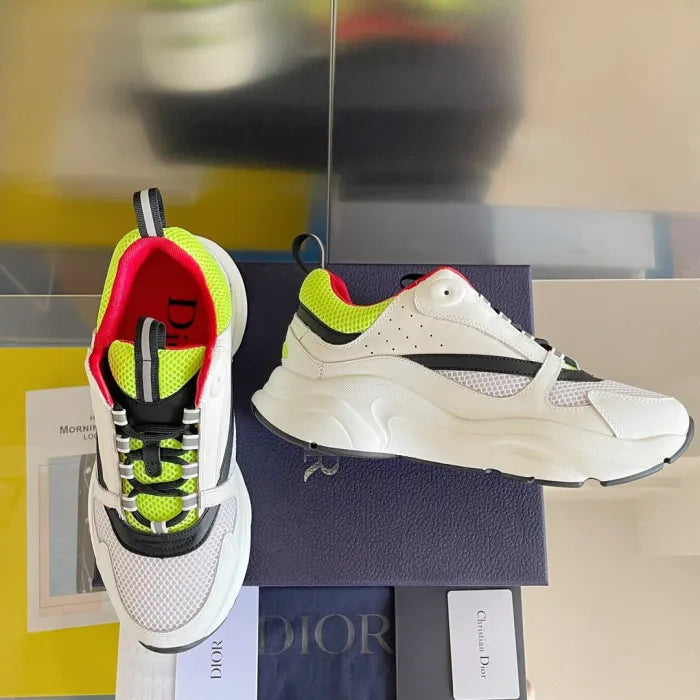D - SNEAKERS