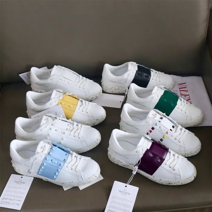V - SNEAKERS